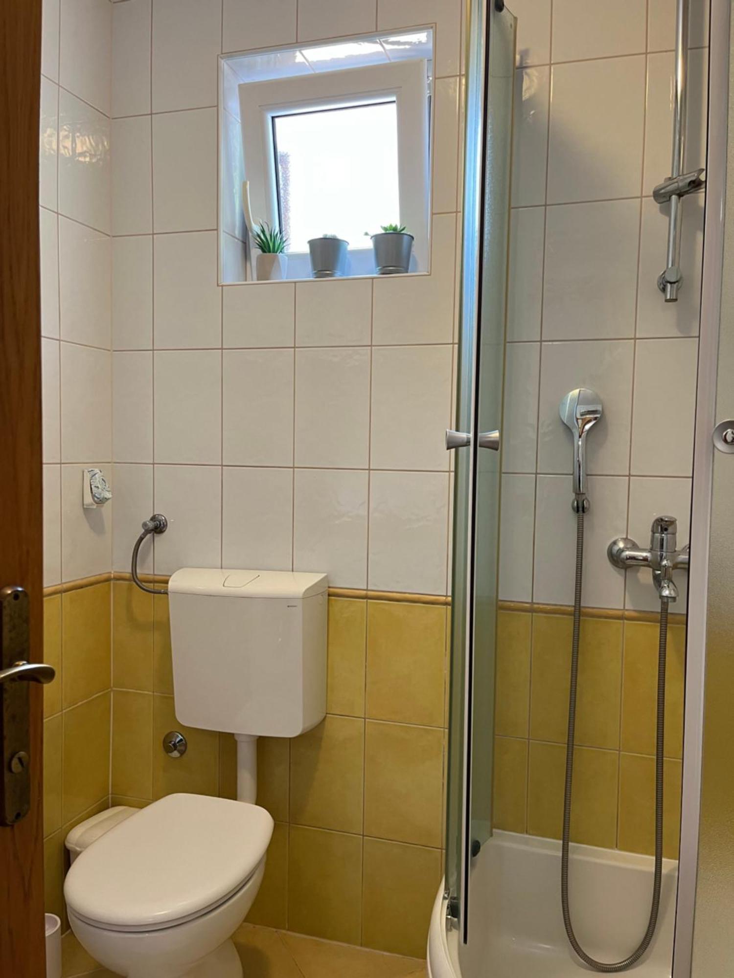 Lora Apartman Makarska