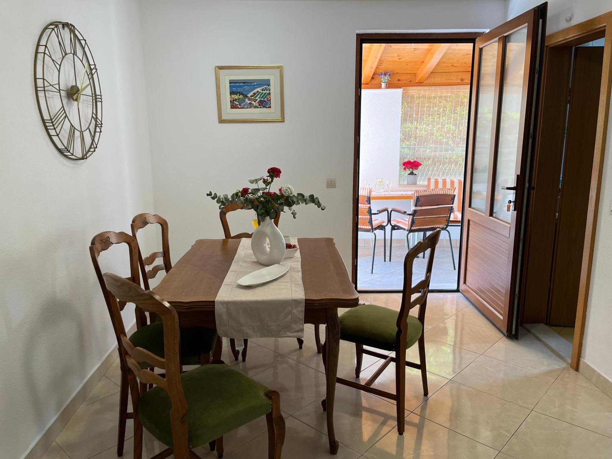 Lora Apartman Makarska